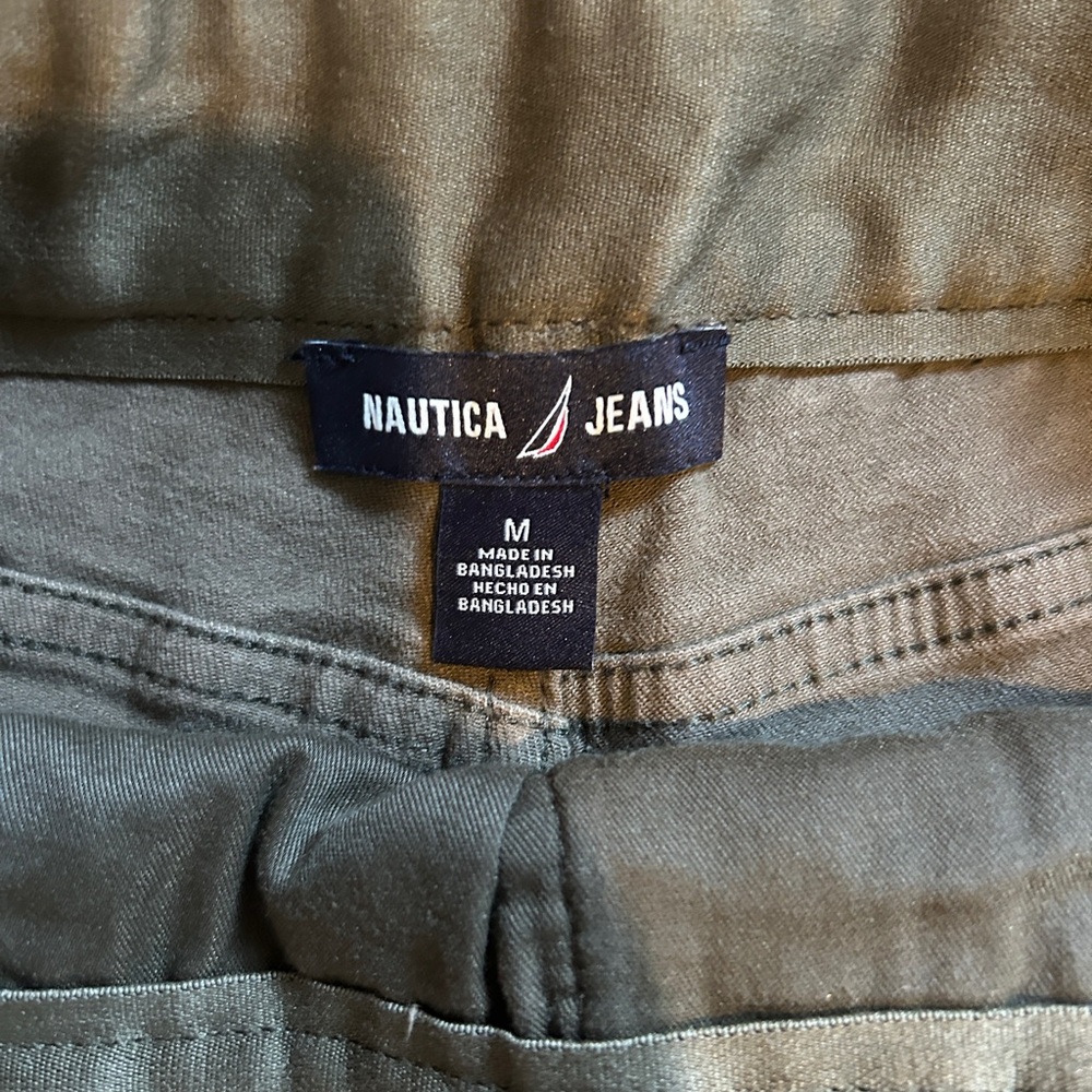High-Rise Shorts - Picture 2 of 7